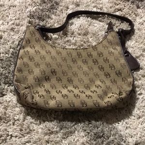 Purse width is 6 in., length 91/2 in.